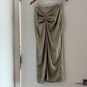 ZARA NWT Champagne green satin silk sleek maxi skirt with ruched back